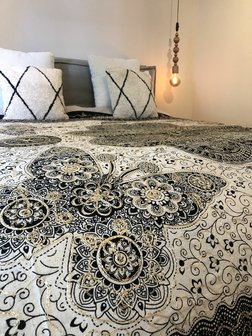 Bohemian blanket (225x250cm) met gouddraad - bedcover - wallhanging - beach towel