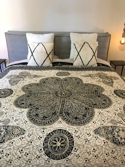 Bohemian blanket (225x250cm) met gouddraad - bedcover - wallhanging - beach towel
