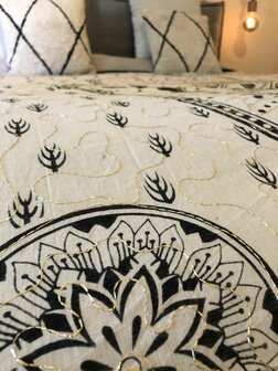 Bohemian blanket (210x220cm) met gouddraad - bedcover - wallhanging - beach towel