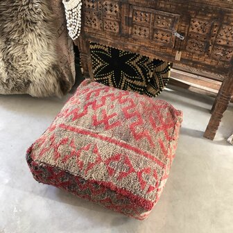 Vintage Boujaad poef 60x60x25cm, handgemaakt Marokkaanse Berber poef