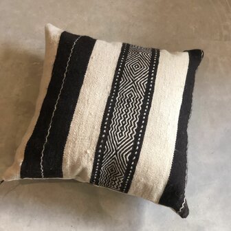 Kelim berber kussen ongeveer 60x60cm