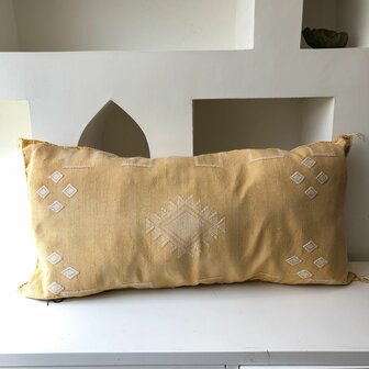 Sabra silk - cactus zijde kussen 50x95cm