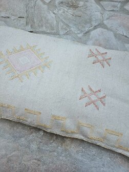 Sabra silk - cactus zijde kussen 50x95cm