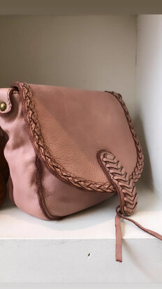 Beau Boho in oud rose - 100% leren schoudertas - made in Italy