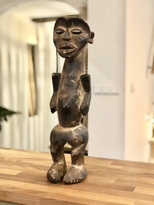 Oud beeld uit Kameroen, jaren '80