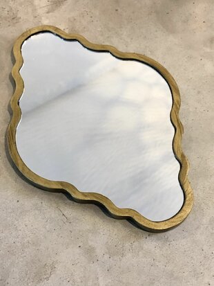 Oosterse spiegel met geborstelde gouden lijst 