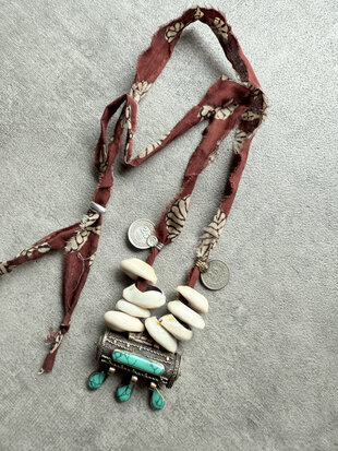Prayer box met schelpen & oude munten