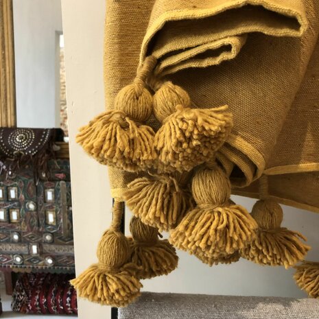 Marokkaans pompom deken 185x300 cm oker