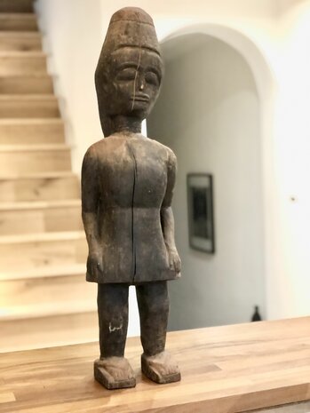 Oud beeld uit Ghana, afkomstig uit de collectie van Fofana Sankoung