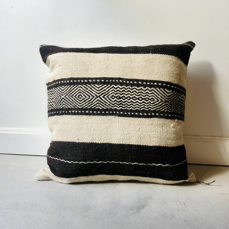 Kelim berber kussen ongeveer 60x60cm