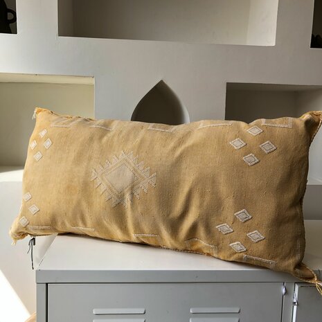 Sabra silk - cactus zijde kussen 50x95cm