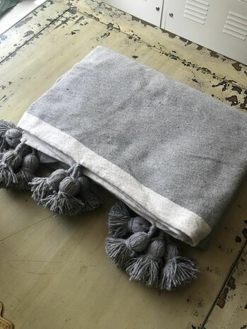 Moroccan pompom blanket 180x280cm 