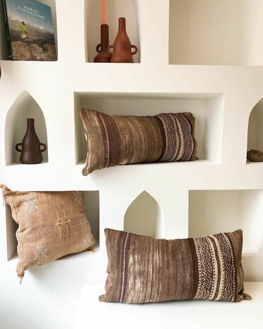 Marokkaans kelim kussen 68x33cm - zoals gezien bij Casa by Dewi