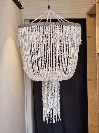 Schelpenlamp chandelier 75x40cm