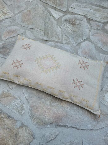 Sabra silk - cactus zijde kussen 50x95cm