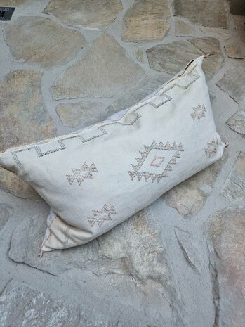 Sabra silk - cactus zijde kussen 50x95cm