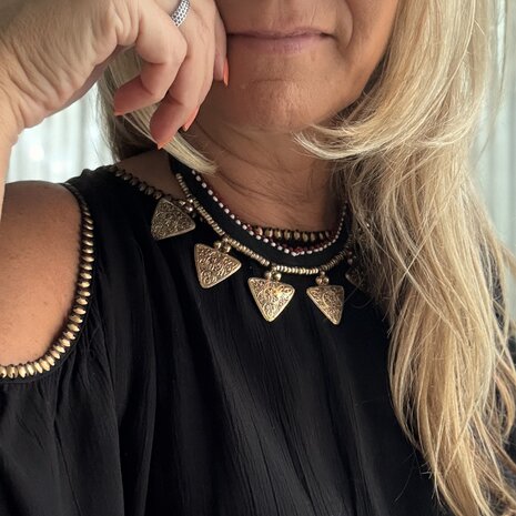 Vintage choker uit India met gouden details